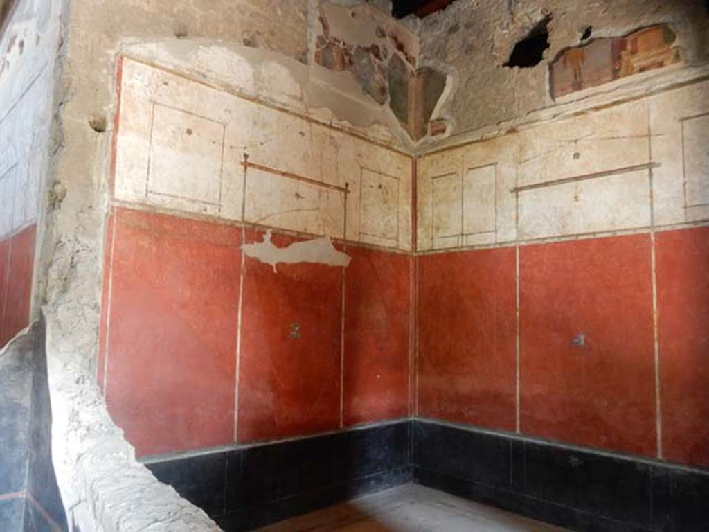 Villa of Mysteries, Pompeii. May 2015. Looking towards south-east corner of room 11, a cubiculum. Photo courtesy of Buzz Ferebee.