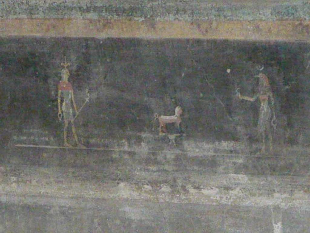 Villa of Mysteries, Pompeii. May 2012. Room 2, tablinum, detail from centre of north wall. Photo courtesy of Buzz Ferebee.