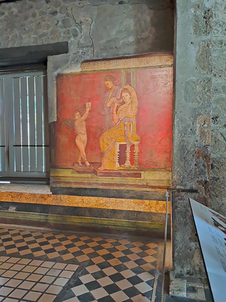 Villa of Mysteries, Pompeii. November 2023. 
Room 5, detail from south wall at west end. Photo courtesy of Giuseppe Ciaramella.