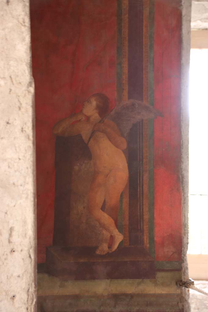 Villa of Mysteries, Pompeii. September 2021. 
Room 5, detail from west wall in south-west corner. Photo courtesy of Klaus Heese.