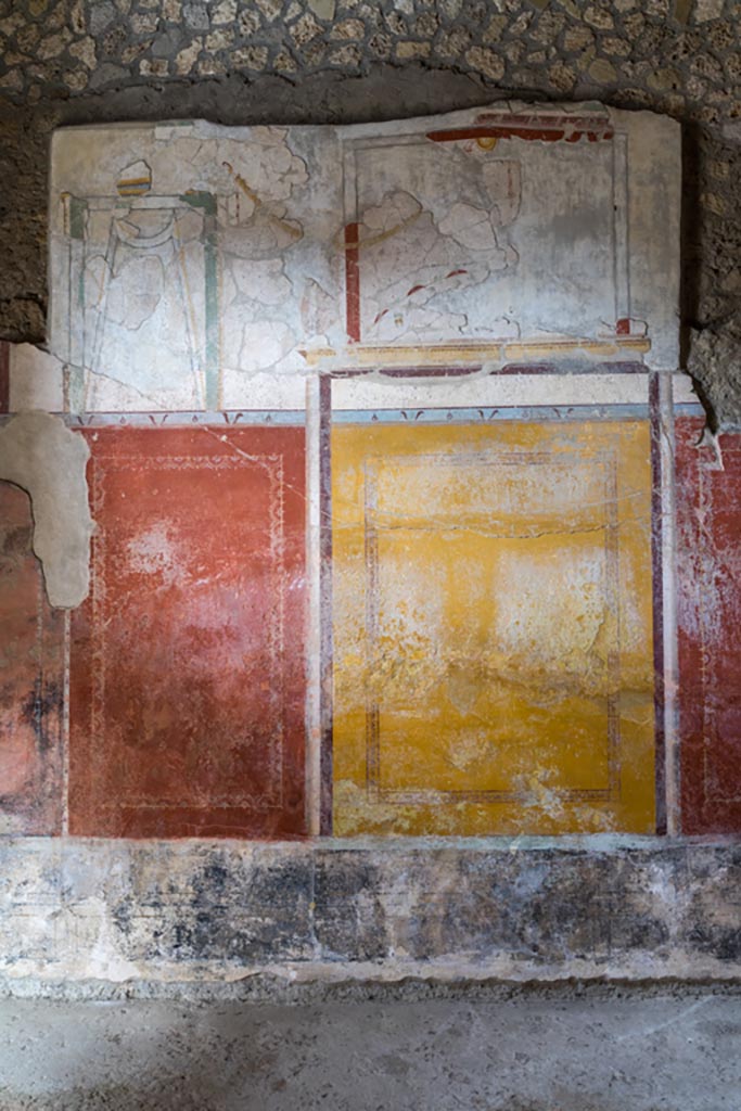 Villa Regina, Boscoreale. October 2021. 
Triclinium IV, painted panels on west wall. Photo courtesy of Johannes Eber.