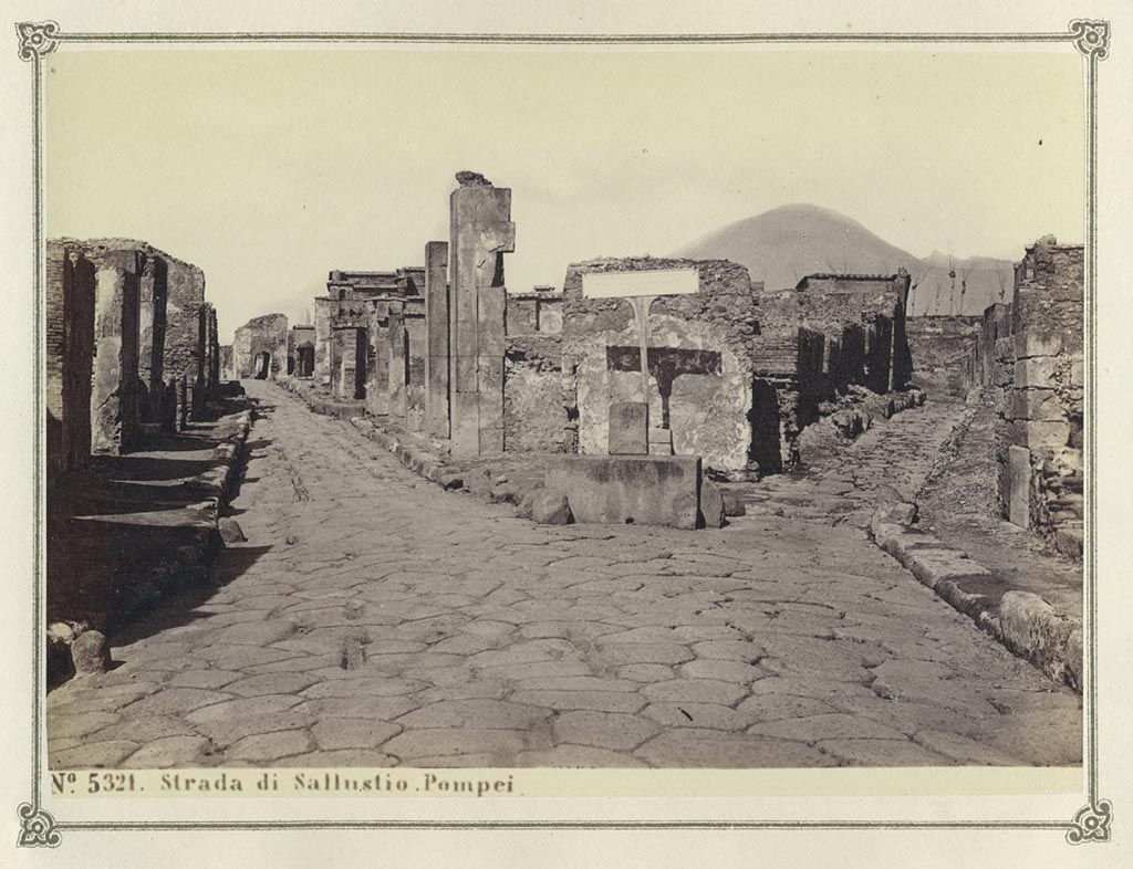 Via Consolare (on left) and Vicolo di Narciso, on right. Album dated January 1874. Looking north.
Photograph (by G. Sommer?)  no. 5321 shown as Strada di Sallustio. Photo courtesy of Rick Bauer.