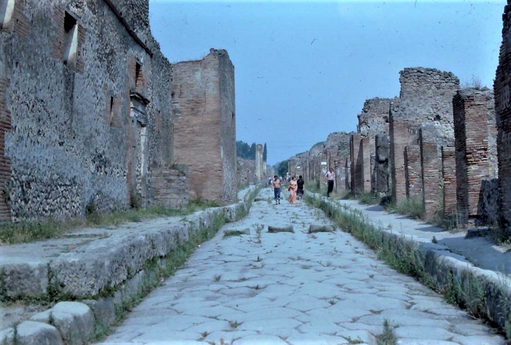 Via Stabiana between VII.1 and IX.1. 1971. Looking north. 
Photo courtesy of Rick Bauer, from Dr. George Fay’s slides collection.