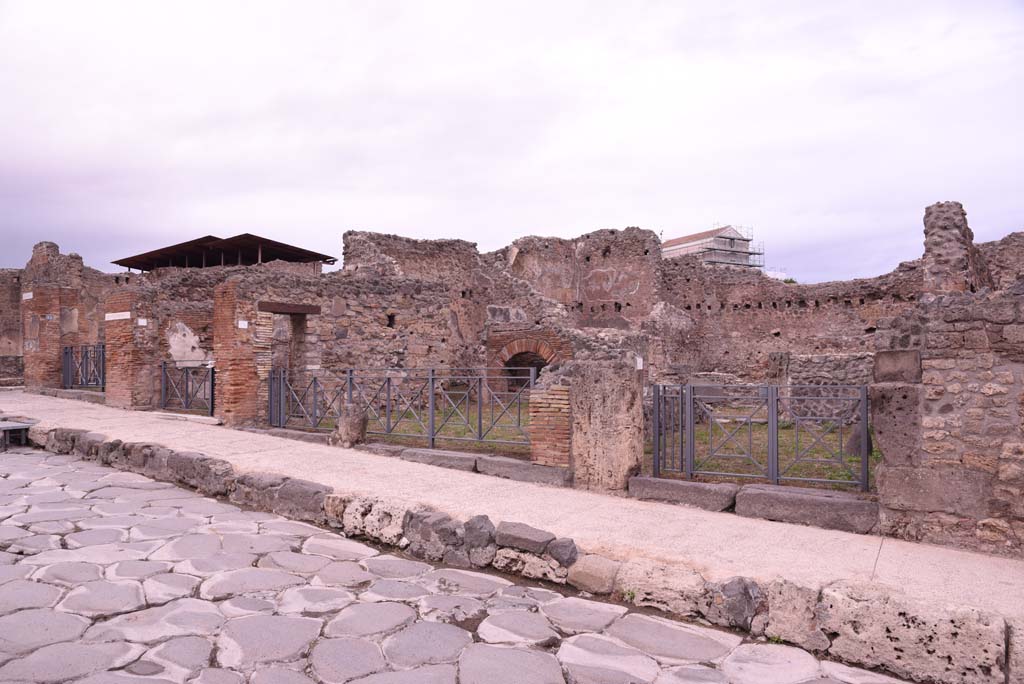 Via Stabiana, east side, Pompeii. October 2019. Looking north-east towards I.4.15, on left, from I.4.12, on right.
Foto Tobias Busen, ERC Grant 681269 DÉCOR.