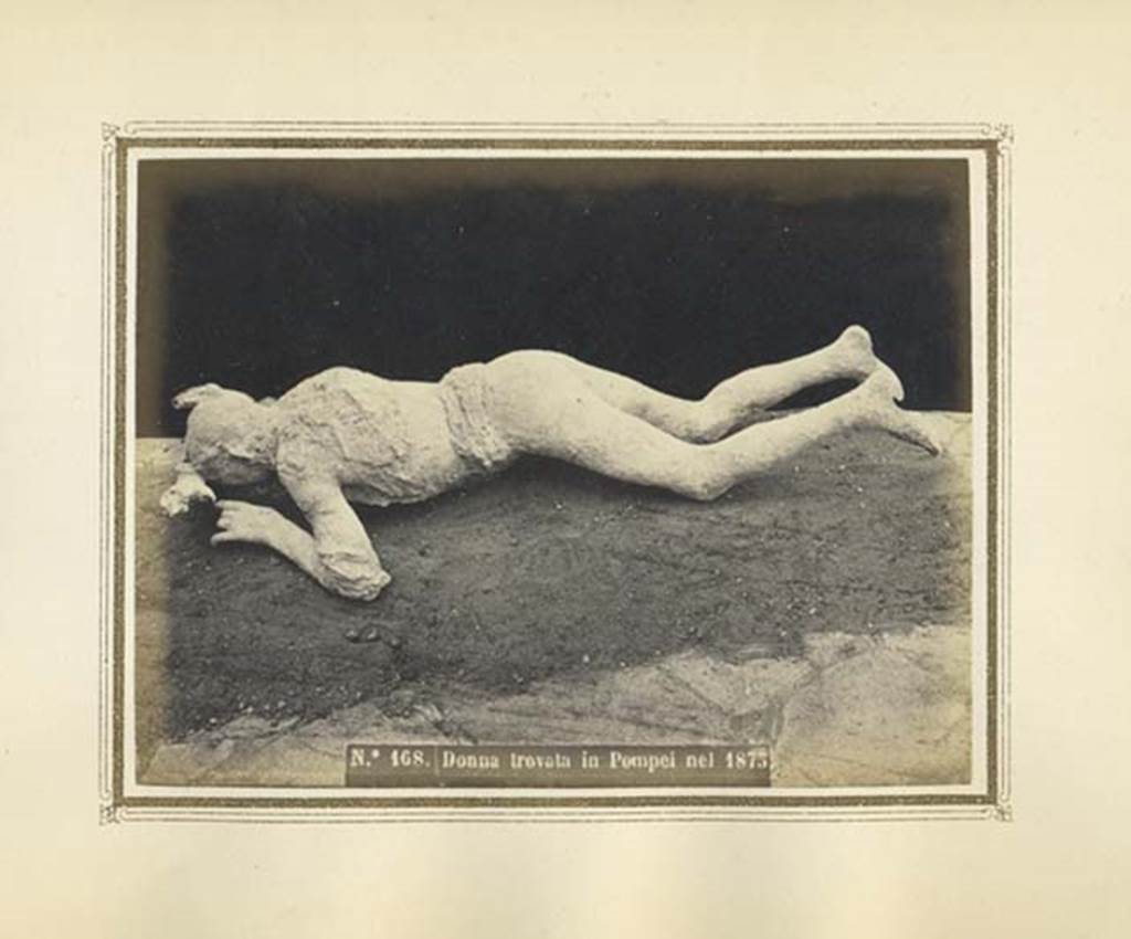 Pompeii, plaster cast of victim numbered 10, found 23rd April 1875.  Undated photograph by Rive numbered 168. Photo courtesy of Rick Bauer.