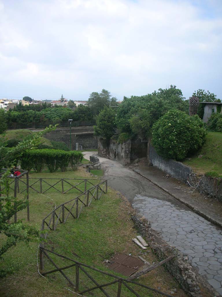 Porta di Sarno or Sarnus Gate. May 2010. 
Looking south-east from III.7, Pompeii. Photo courtesy of Ivo van der Graaff.