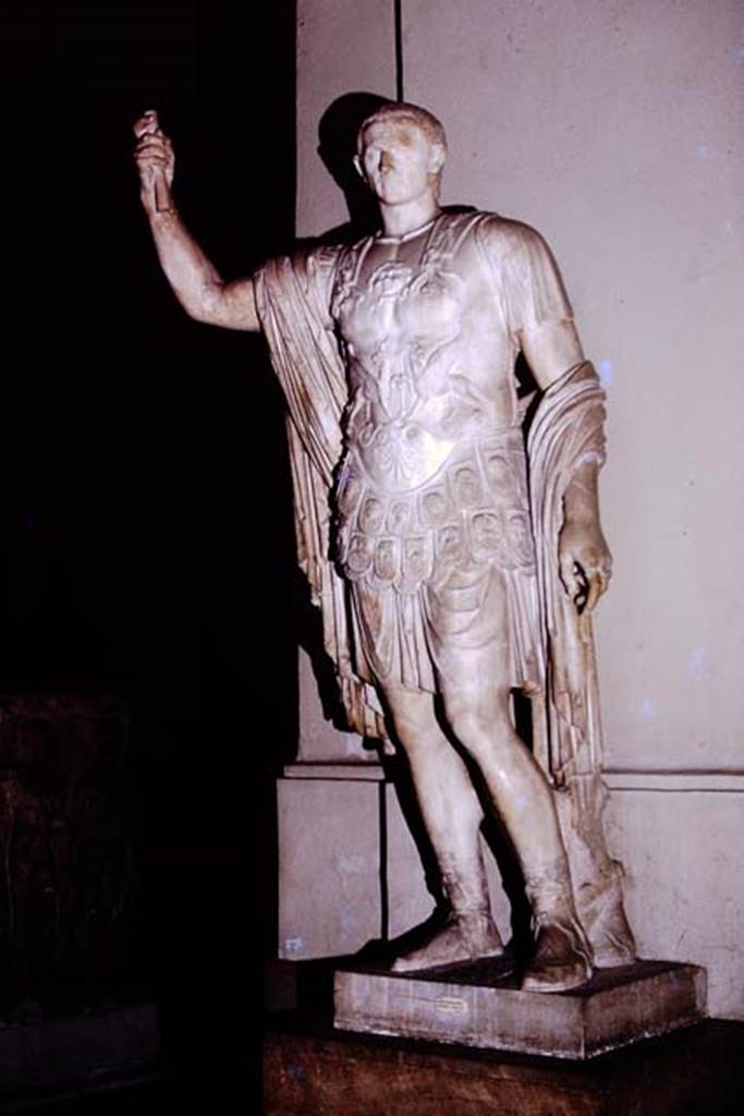 Statue of Holconius Rufus from Pompeii. 1975. Now in Naples Archaeological Museum, inventory number 6233. Photo by Stanley A. Jashemski.   
Source: The Wilhelmina and Stanley A. Jashemski archive in the University of Maryland Library, Special Collections (See collection page) and made available under the Creative Commons Attribution-Non Commercial License v.4. See Licence and use details. J75f0542