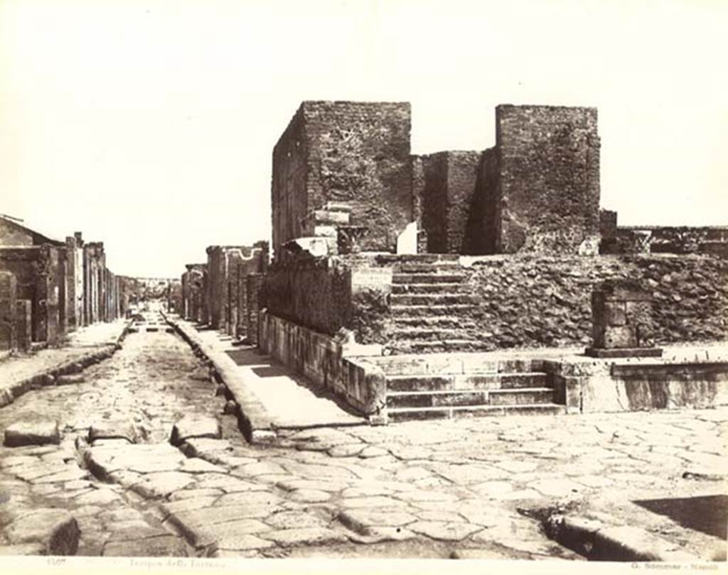 Via della Fortuna, Pompeii. c.1880-1890. G. Sommer no. 1207. Looking east, from junction with Via del Foro, on right.  Photo courtesy of Rick Bauer.