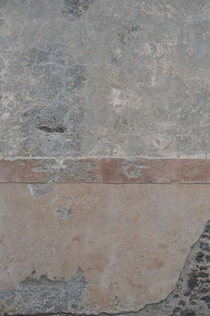 Vicolo di Championnet between VIII.2 and VIII.1. October 2017.
Detail of remaining painted decoration at west end of north wall.
Foto Taylor Lauritsen, ERC Grant 681269 DÉCOR.