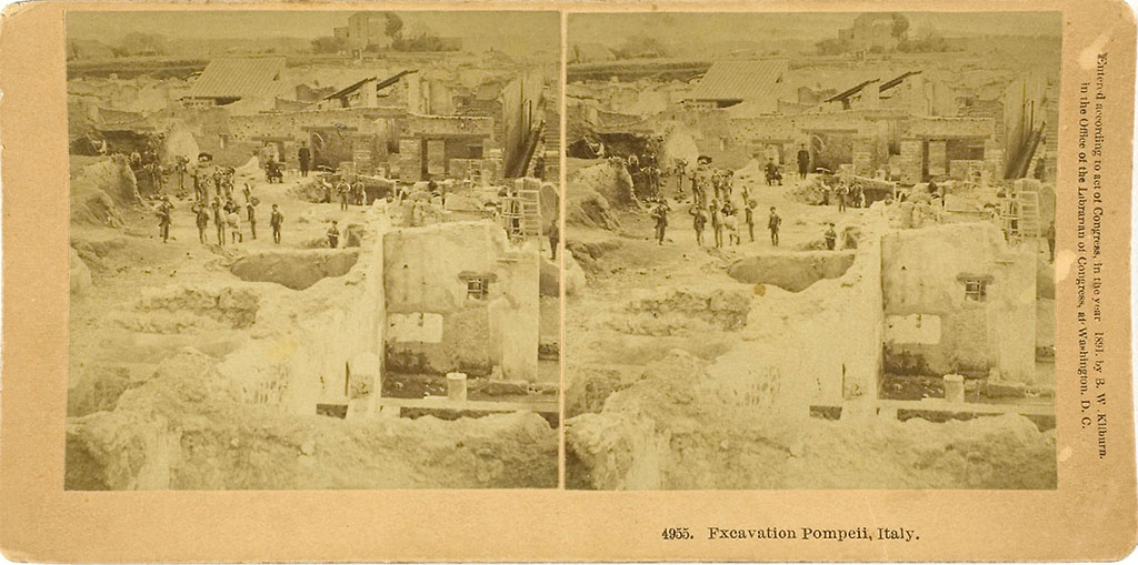 Vicolo di Tesmo. North end at junction with Via di Nola. Stereoview by B W Kilburn no. 4955 showing Pompeii excavations in 1891.
The Vicolo di Tesmo can be seen immediately behind the excavations, upper right, placing the excavation area around V.2.4.
Photo courtesy The Art Institute of Chicago, catalogue number 1998.670. CC0 Public Domain Designation. See CC0.