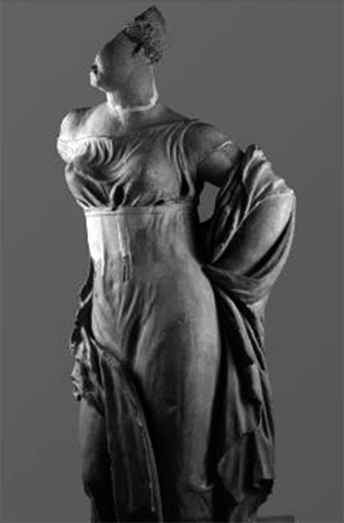 Santuario extraurbano del fondo Iozzino. Statue of Artemis-Hecate. 
It was reconstructed from fragments.
Height is 78,9cm; Width max. 34,5cm; Profile 22,8cm.
Now in SAP deposits, inventory number 13152.
See D’Ambrosio A., Borriello M. 1970. Le Terrecotte Figurate Di Pompei. Roma: L’Erma di Bretschneider, 18, p. 24, tav. 5.