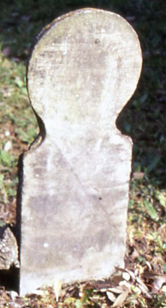 FPSB Pompeii. c.1997. Fourth uninscribed marble columella on east side of tomb.