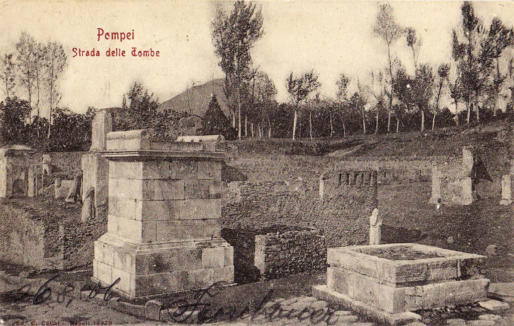 HGE35 Pompeii (front), HGE37 (left) and HGE36 (right). Old postcard by Cotini, c.1906. 
Note the placing of the statues. Photo courtesy of Drew Baker.