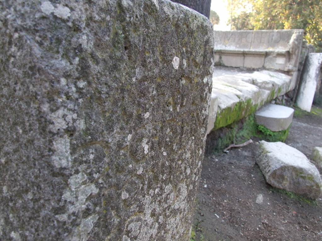 HGW03 Pompeii. December 2006. Boundary stone of tomb.