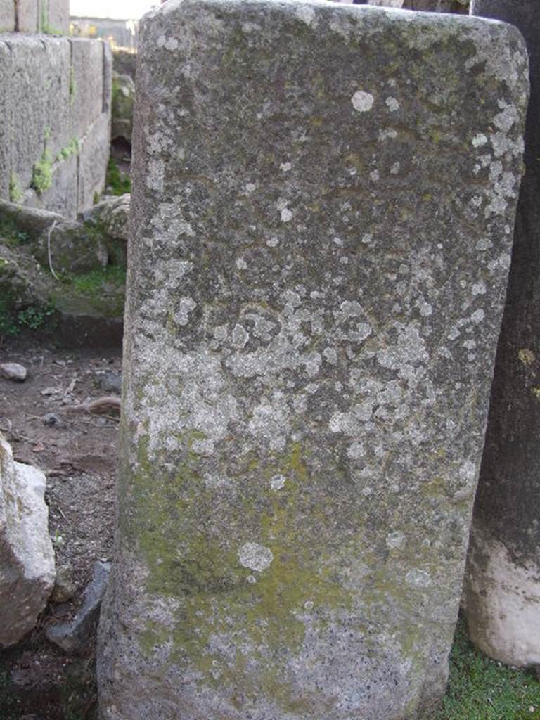 HGW03 Pompeii. December 2006. Boundary stone of tomb.