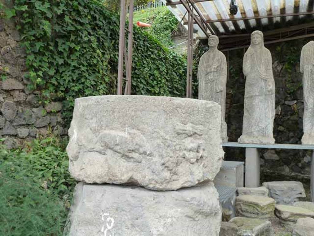Pompeii Porta Nocera. May 2010. Display area for items found in and near the tombs. Carved stone.