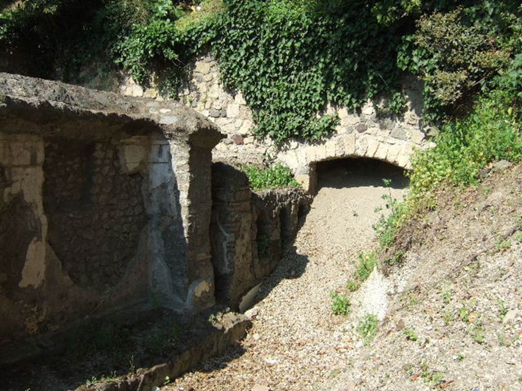 Pompeii Porta Nocera. May 2006. Tombs 42EN and 44EN. 
Looking east along south side into the unexcavated. Nothing was found in 44EN to identify it.