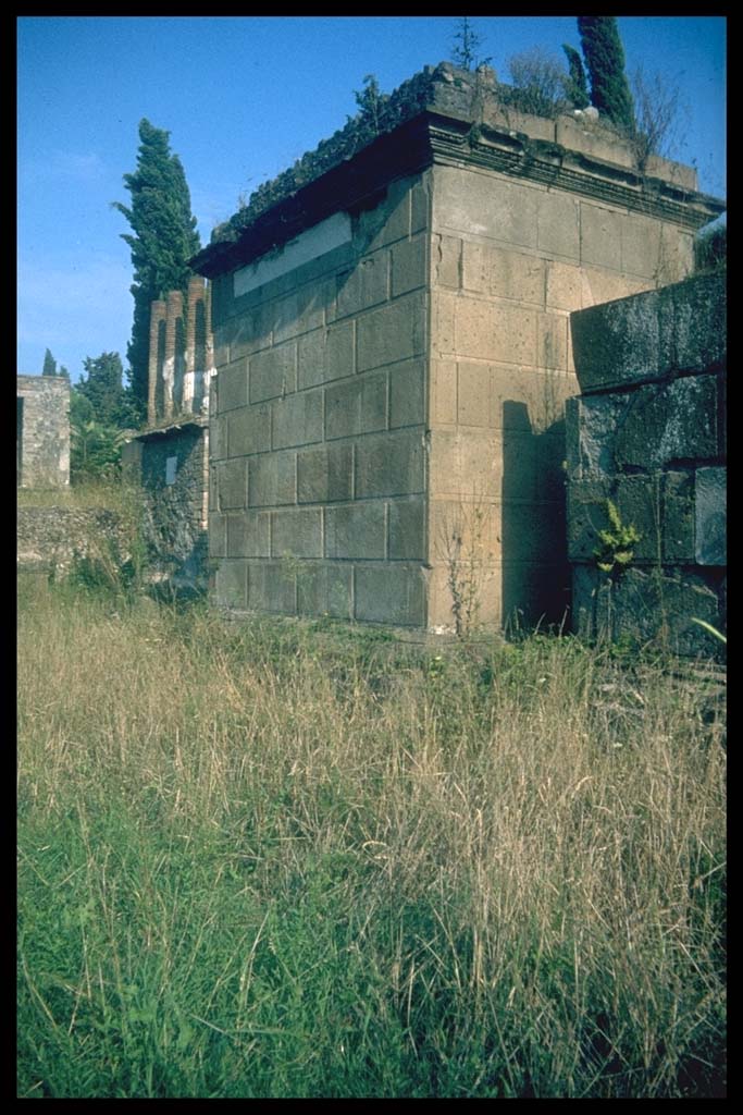 Pompeii Porta Nocera Tomb 17OS. Tomb of Lucius Tillius and the Tillii. 
Photographed 1970-79 by Günther Einhorn, picture courtesy of his son Ralf Einhorn.
