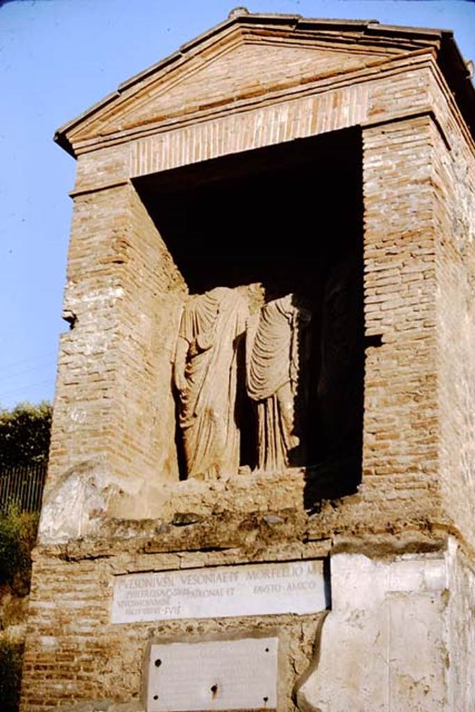 Pompeii Porta Nocera Tomb 23OS. 1964. Photo by Stanley A. Jashemski.
Source: The Wilhelmina and Stanley A. Jashemski archive in the University of Maryland Library, Special Collections (See collection page) and made available under the Creative Commons Attribution-Non Commercial License v.4. See Licence and use details.
J64f1652