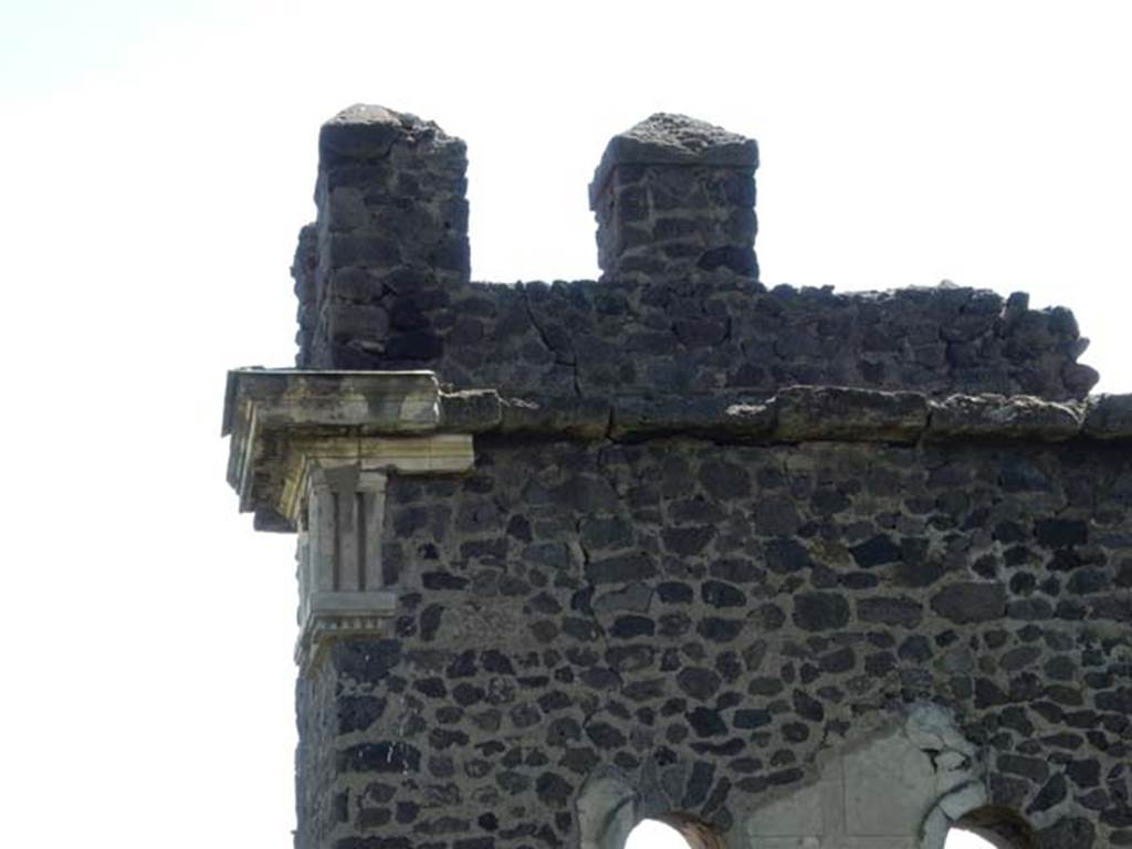 Tower X, Pompeii. May 2015. Detail of upper north-east corner. Photo courtesy of Buzz Ferebee.