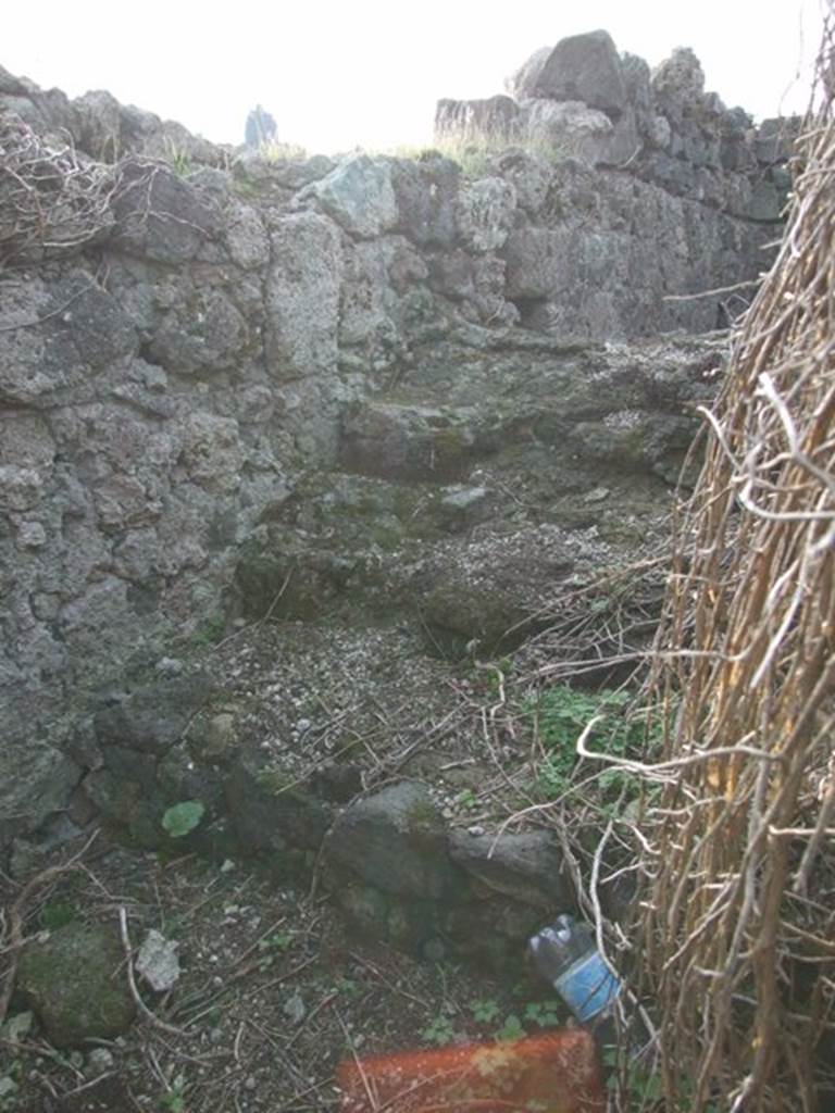 T12 Pompeii. December 2007. Steps inside Tower XII.