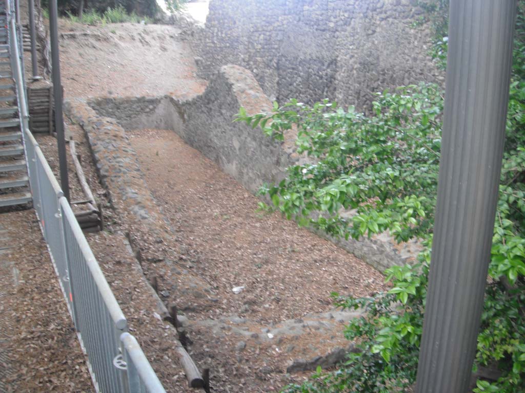 Possible site of Pompeii Tower I. May 2011. Looking north. Photo courtesy of Ivo van der Graaff.