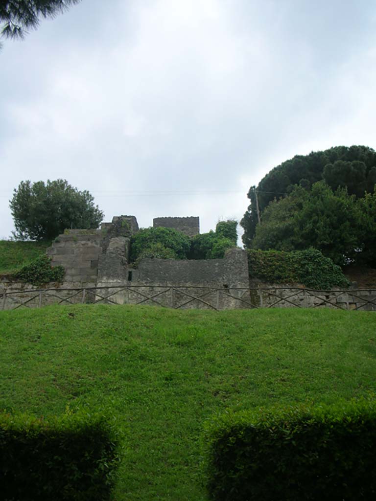 Tower VI, Pompeii. May 2010. 
Looking west towards tower from outside the city walls. Photo courtesy of Ivo van der Graaff.
