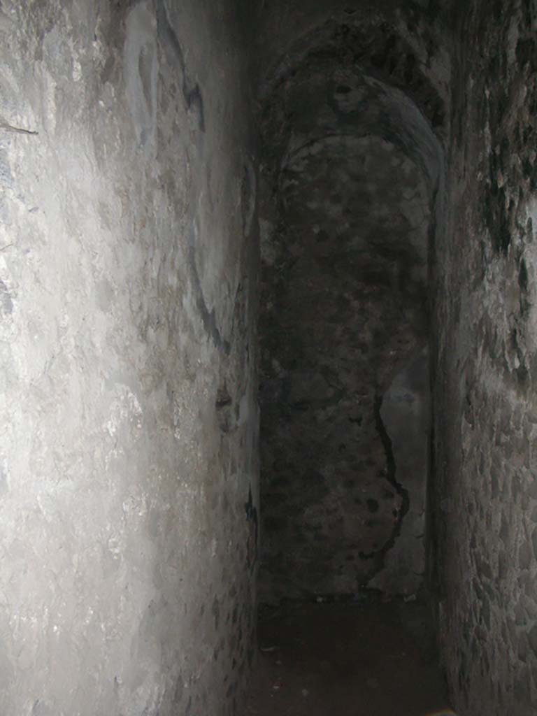Tower VI, Pompeii. May 2010. Interior passageway. Photo courtesy of Ivo van der Graaff.