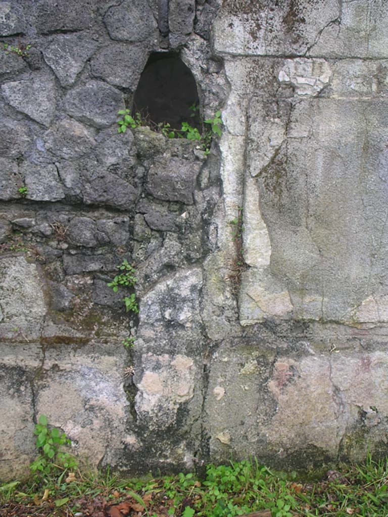 Tower VIII, Pompeii. May 2010. 
Looking towards north side of Tower with modified arrow slit at east end. Photo courtesy of Ivo van der Graaff.
