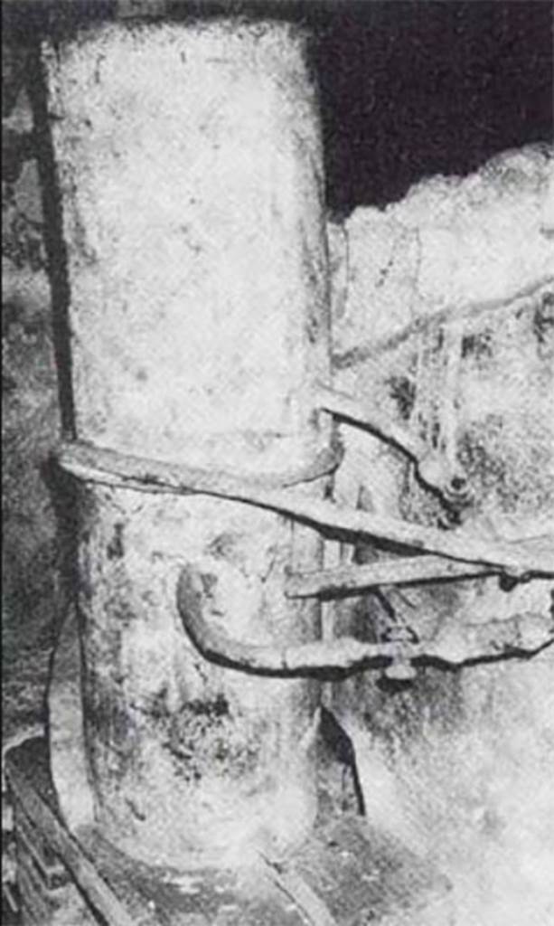 Caldaia found in the Villa Pisanella. Photo © Orion Sirio.
http://www.flickr.com/photos/orionsirio/3439872572/sizes/o/