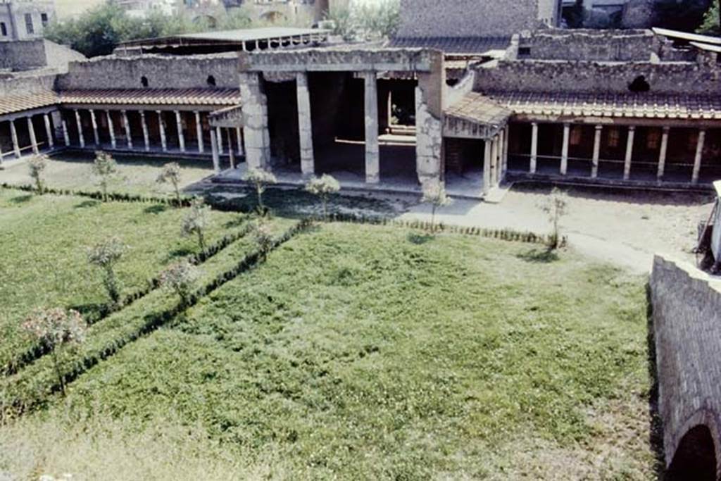 Oplontis, c.1983 or 1984. Looking south from entrance steps towards portico 33, room 21, and portico 34.
Source: The Wilhelmina and Stanley A. Jashemski archive in the University of Maryland Library, Special Collections (See collection page) and made available under the Creative Commons Attribution-Non Commercial License v.4. See Licence and use details.
Oplo0078