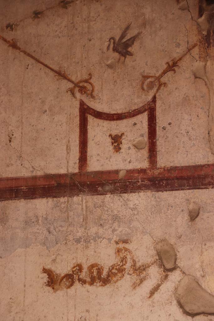 Oplontis Villa of Poppea, October 2020. Room 4, detail of decoration above entrance to corridor 6 in north-west corner. 
Photo courtesy of Klaus Heese.
