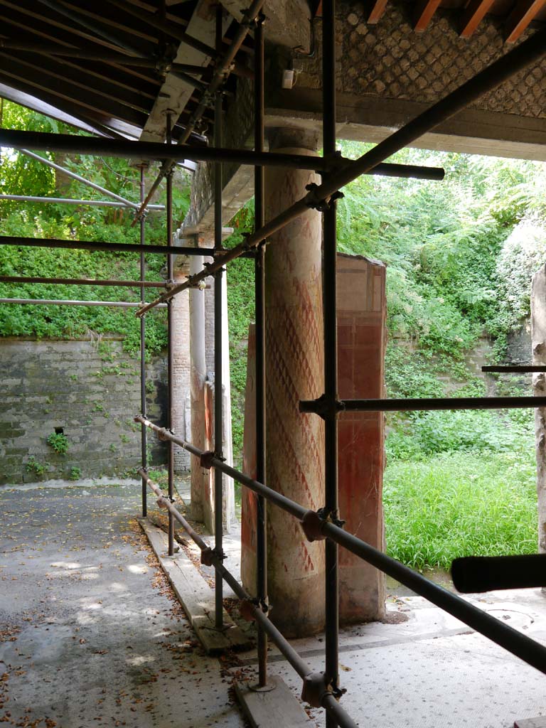 Oplontis Villa of Poppea, September 2018. Peristyle 19, looking south across portico. 
Foto Anne Kleineberg, ERC Grant 681269 DÉCOR.