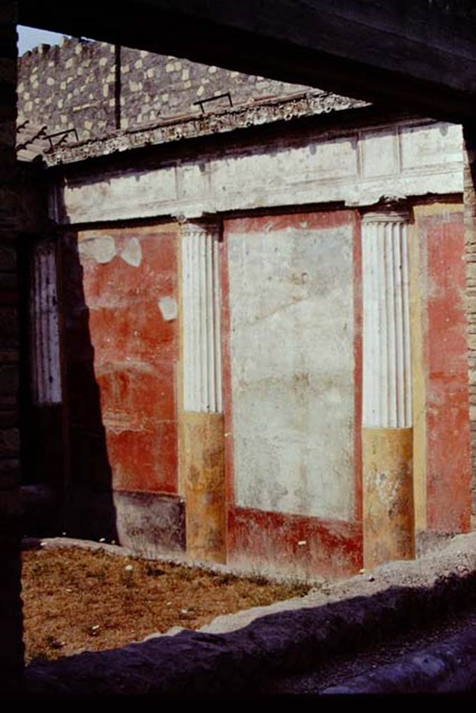 Oplontis 1974. Room 20, looking towards south-west corner and west wall of enclosed garden. Photo by Stanley A. Jashemski.   
Source: The Wilhelmina and Stanley A. Jashemski archive in the University of Maryland Library, Special Collections (See collection page) and made available under the Creative Commons Attribution-Non Commercial License v.4. See Licence and use details. J74f0615