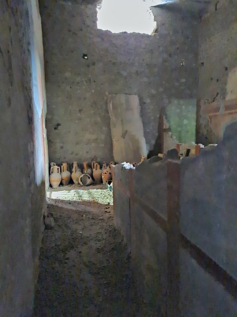 Oplontis Villa of Poppea, October 2023. 
Room 22, looking south through doorway. Photo courtesy of Giuseppe Ciaramella.