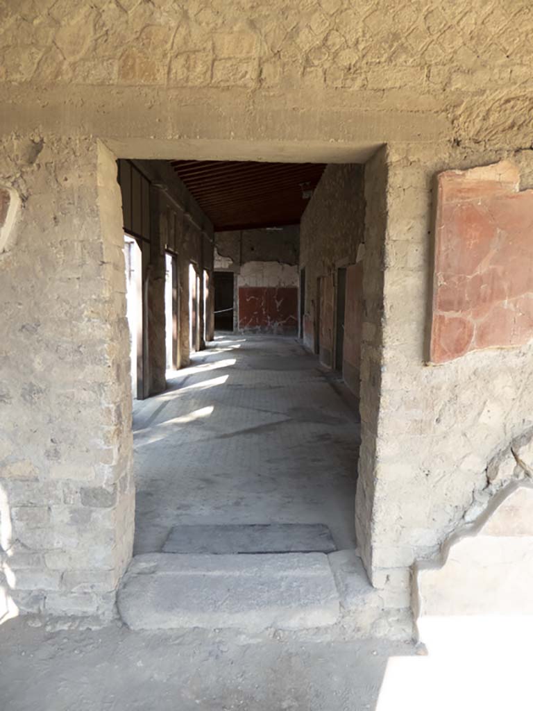 Oplontis Villa of Poppea, September 2017. 
Portico 24, looking west through doorway at east end, connecting with Portico 40.
Foto Annette Haug, ERC Grant 681269 DÉCOR.