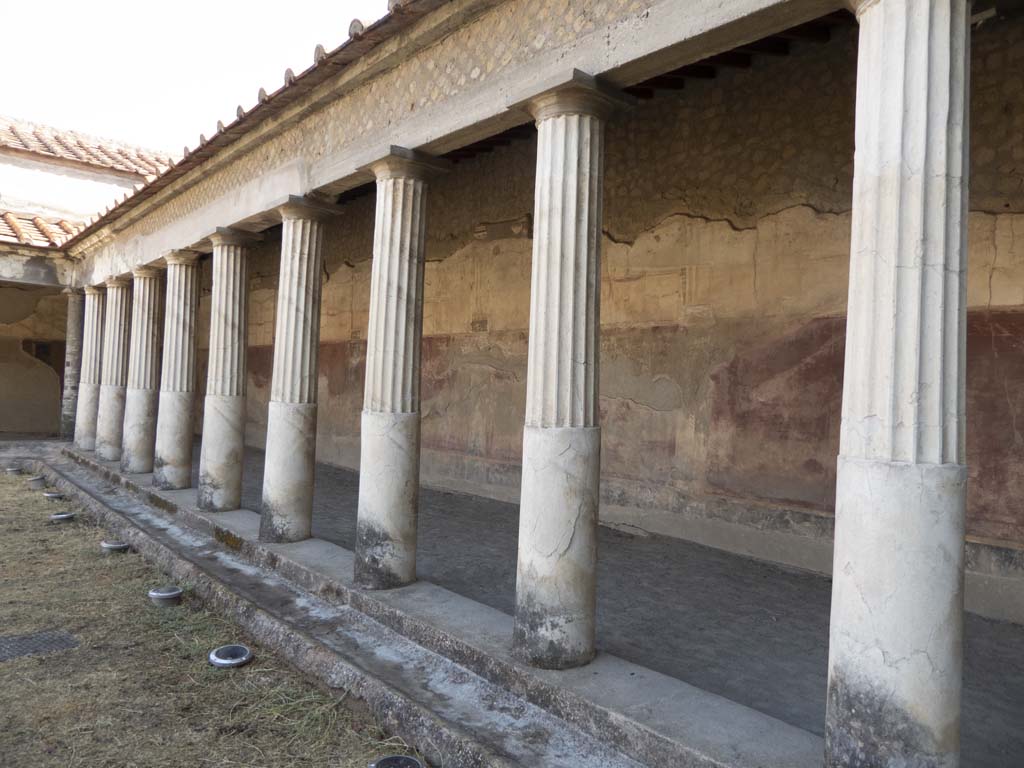 Oplontis Villa of Poppea, September 2017. Portico 40, looking towards east portico.  
Foto Annette Haug, ERC Grant 681269 DÉCOR.
