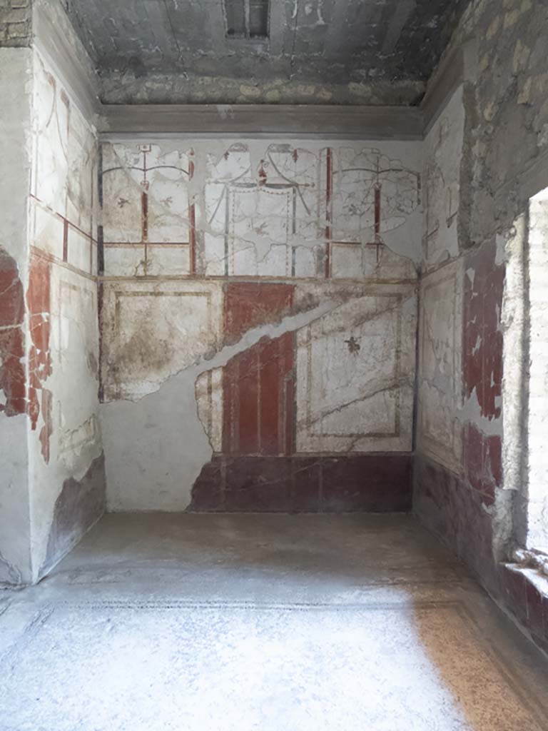 Oplontis Villa of Poppea, September 2017. Room 41, looking towards alcove on north side of cubiculum.
Foto Annette Haug, ERC Grant 681269 DÉCOR.