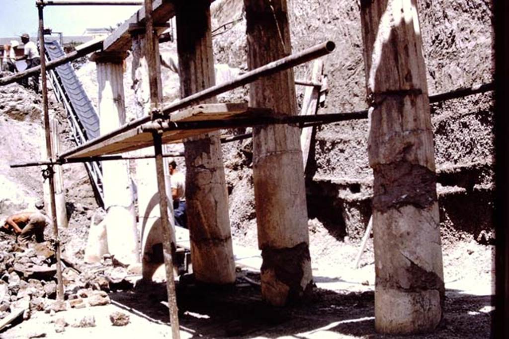 Oplontis, 1973. Excavation and consolidation. Photo by Stanley A. Jashemski. 
Source: The Wilhelmina and Stanley A. Jashemski archive in the University of Maryland Library, Special Collections (See collection page) and made available under the Creative Commons Attribution-Non Commercial License v.4. See Licence and use details. J73f0363
