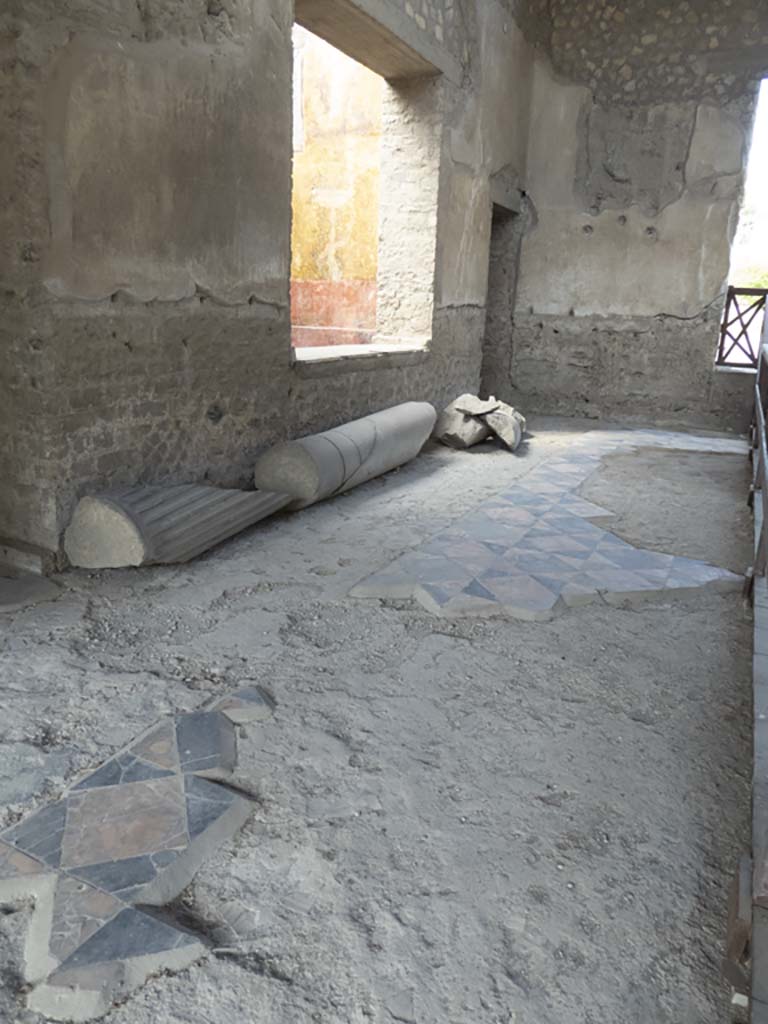 Oplontis Villa of Poppea, September 2017. Room 64, looking west across flooring on south side.
Foto Annette Haug, ERC Grant 681269 DÉCOR.