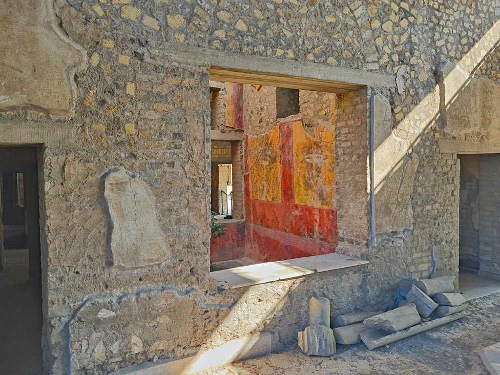 Oplontis Villa of Poppea, October 2023. Room 69, north side, with window into garden room 70. Photo courtesy of Giuseppe Ciaramella.