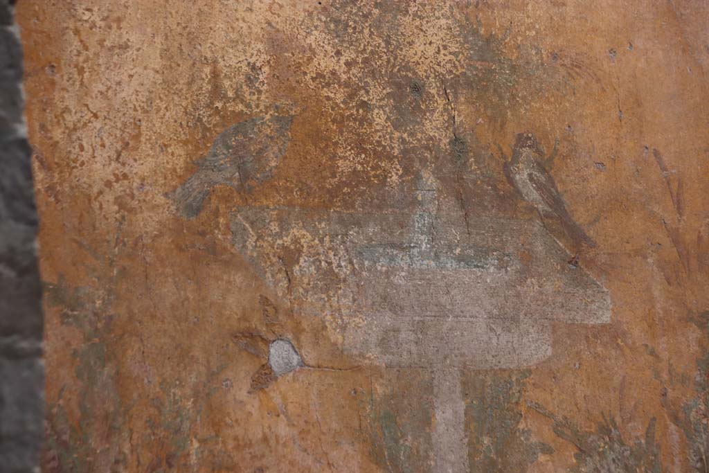 Oplontis Villa of Poppea, September 2021.  
Room 70, detail of painted square fountain from south end of west wall with birds. Photo courtesy of Klaus Heese.