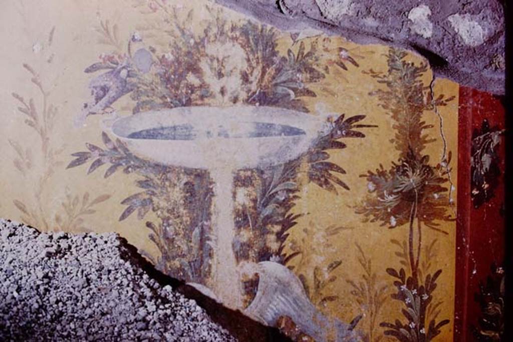 Oplontis, 1975. Room 70, round painted fountain from south end of east wall. Photo by Stanley A. Jashemski.   
Source: The Wilhelmina and Stanley A. Jashemski archive in the University of Maryland Library, Special Collections (See collection page) and made available under the Creative Commons Attribution-Non Commercial License v.4. See Licence and use details. J75f0060