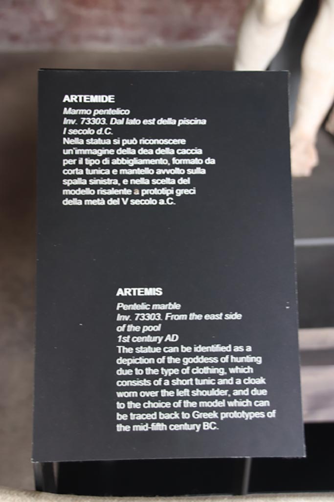 Villa of Poppaea, Oplontis, October 2023.
Room 75, description card for marble statue of Artemis, on display here. 
Photo courtesy of Klaus Heese.