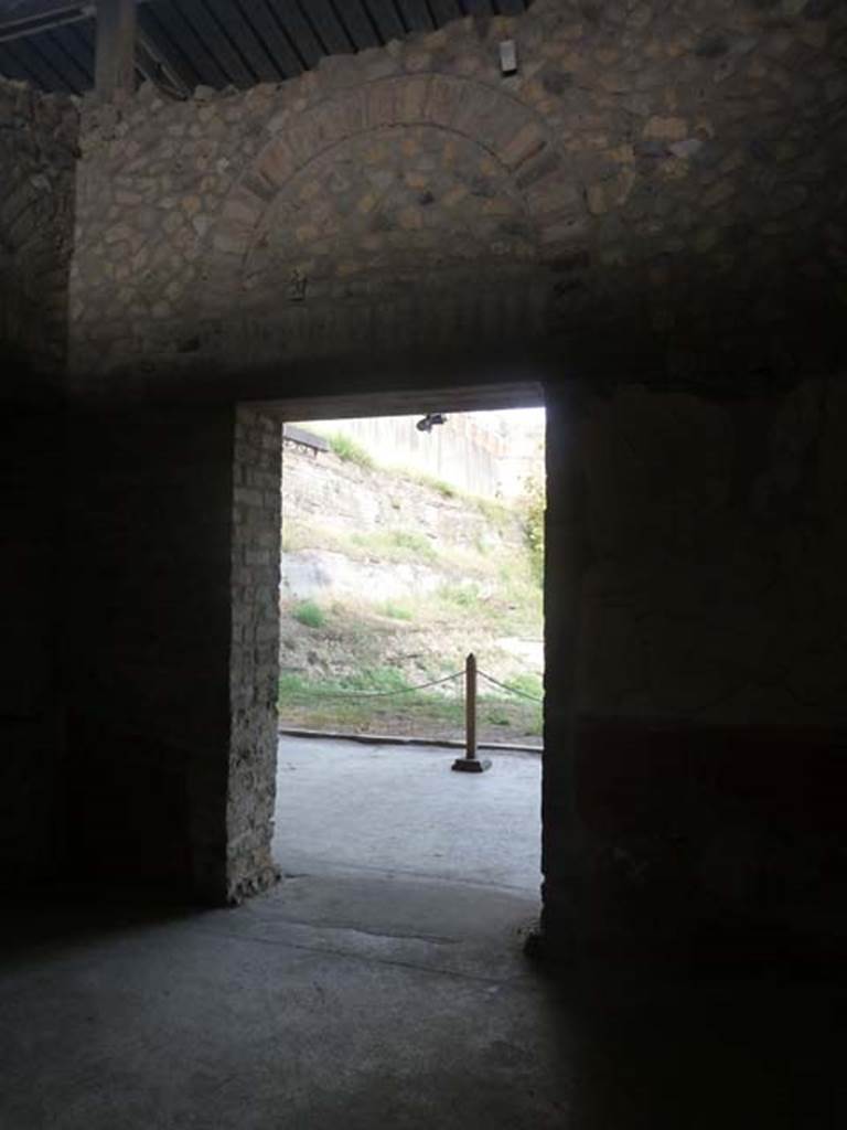 Oplontis, September 2015. Room 90, east wall with doorway to Portico 60.