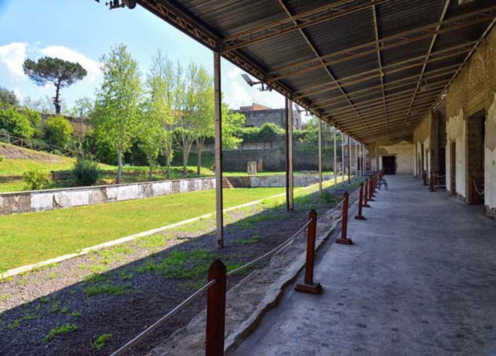 Oplontis Villa of Poppea, April 2018. Area 96, looking south-east across area 80, swimming pool 96, from West Portico 60. Photo courtesy of Ian Lycett-King. Use is subject to Creative Commons Attribution-NonCommercial License v.4 International.