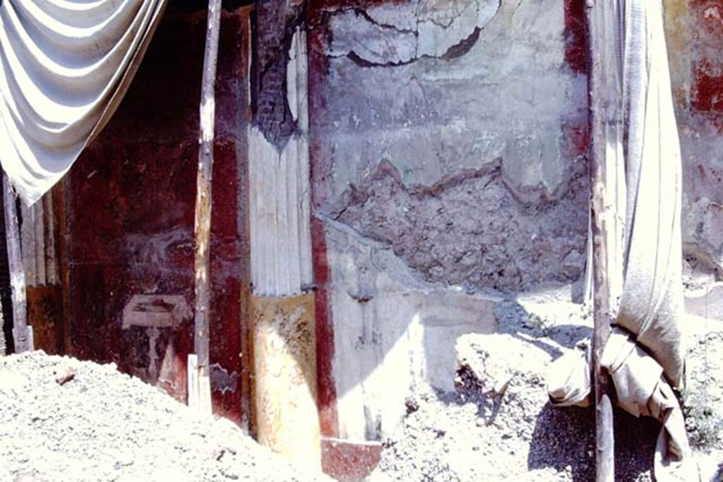 Oplontis, 1968. Room 20, east side. Photo by Stanley A. Jashemski. 
Source: The Wilhelmina and Stanley A. Jashemski archive in the University of Maryland Library, Special Collections (See collection page) and made available under the Creative Commons Attribution-Non Commercial License v.4. See Licence and use details. J68f1464