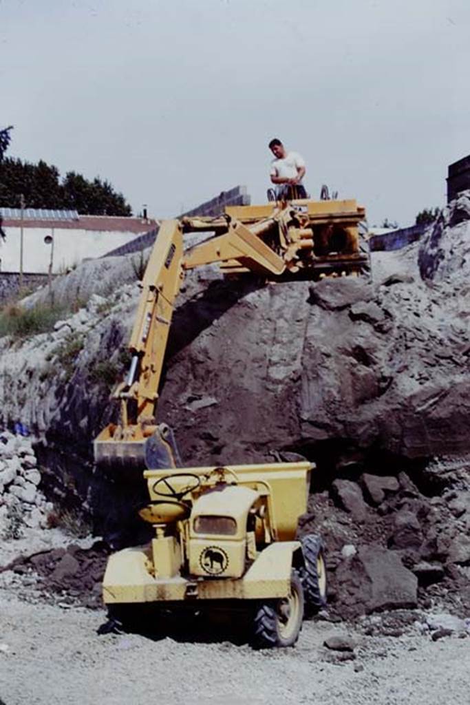 Oplontis, 1975. Mechanical help for excavators. Photo by Stanley A. Jashemski.   
Source: The Wilhelmina and Stanley A. Jashemski archive in the University of Maryland Library, Special Collections (See collection page) and made available under the Creative Commons Attribution-Non Commercial License v.4. See Licence and use details. J75f0036