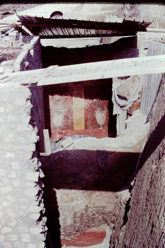 Oplontis, 1977. Room 88, front and room 87 at rear. Photo by Stanley A. Jashemski.
Source: The Wilhelmina and Stanley A. Jashemski archive in the University of Maryland Library, Special Collections (See collection page) and made available under the Creative Commons Attribution-Non Commercial License v.4. See Licence and use details.
J77f0143