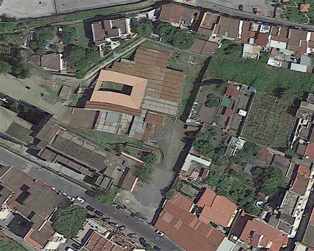 Oplontis, Villa of Lucius Crassius Tertius. November 2014. The villa with the wide entrance area on Via Gioacchino Murat. The villa is not open to visitors.
Photo courtesy of Google Earth.